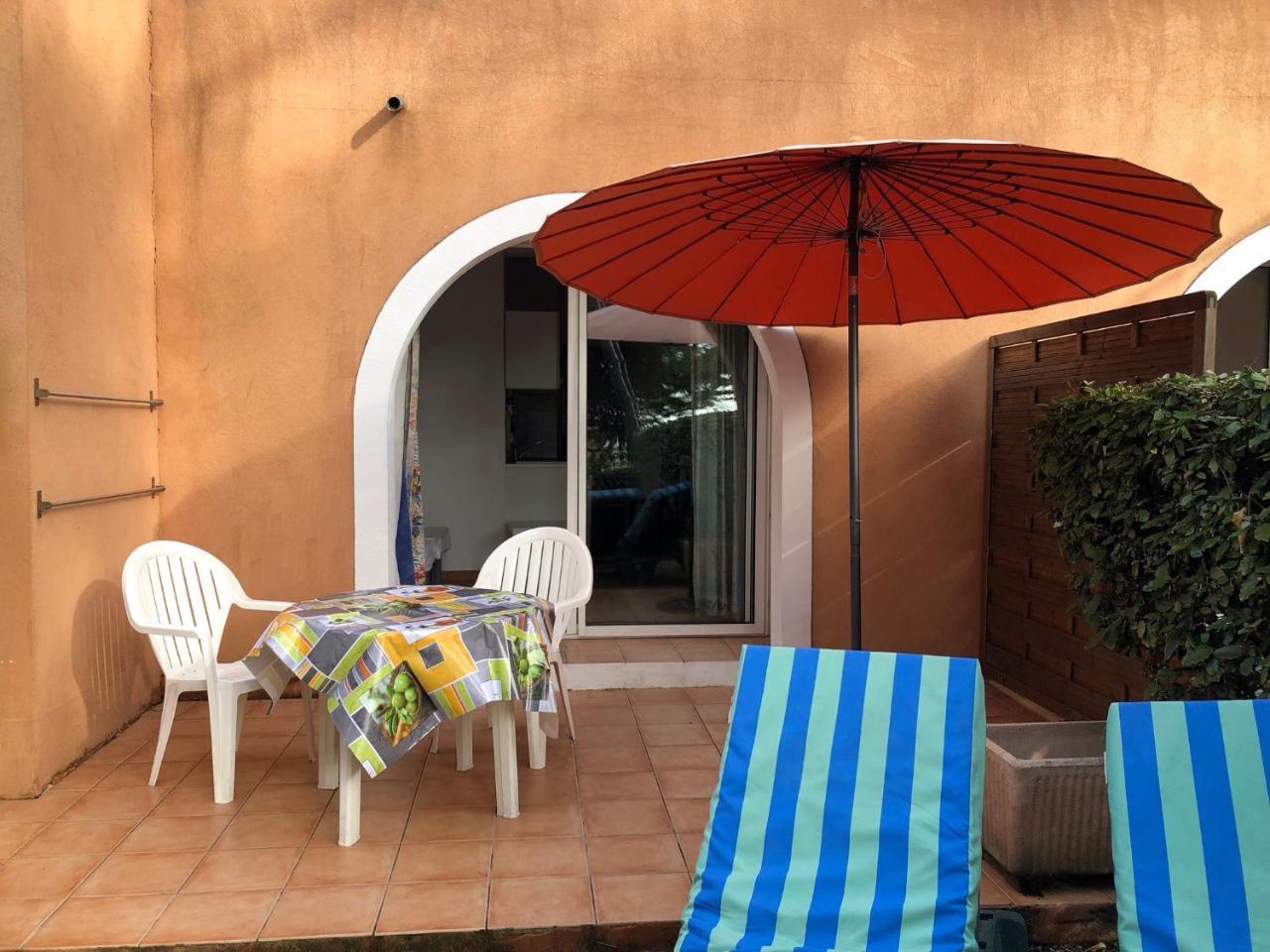50M Plage T2 Grande Terrasse Vue Mer Climatise Piscine Chauffee, Parking Clos Gratuit Sanary-sur-Mer Eksteriør billede